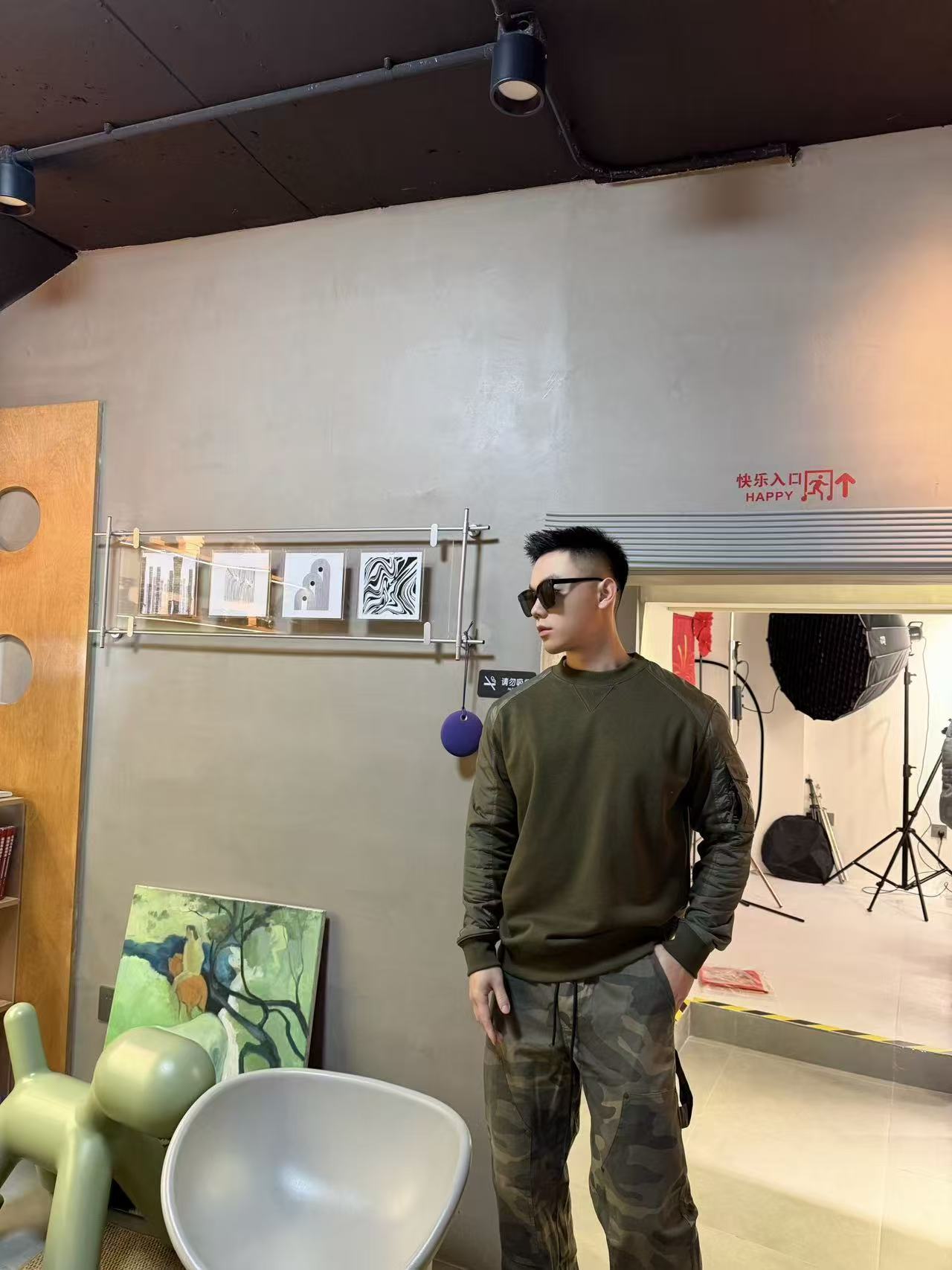 GTR / 몽클레어 라운드넥 맨투맨