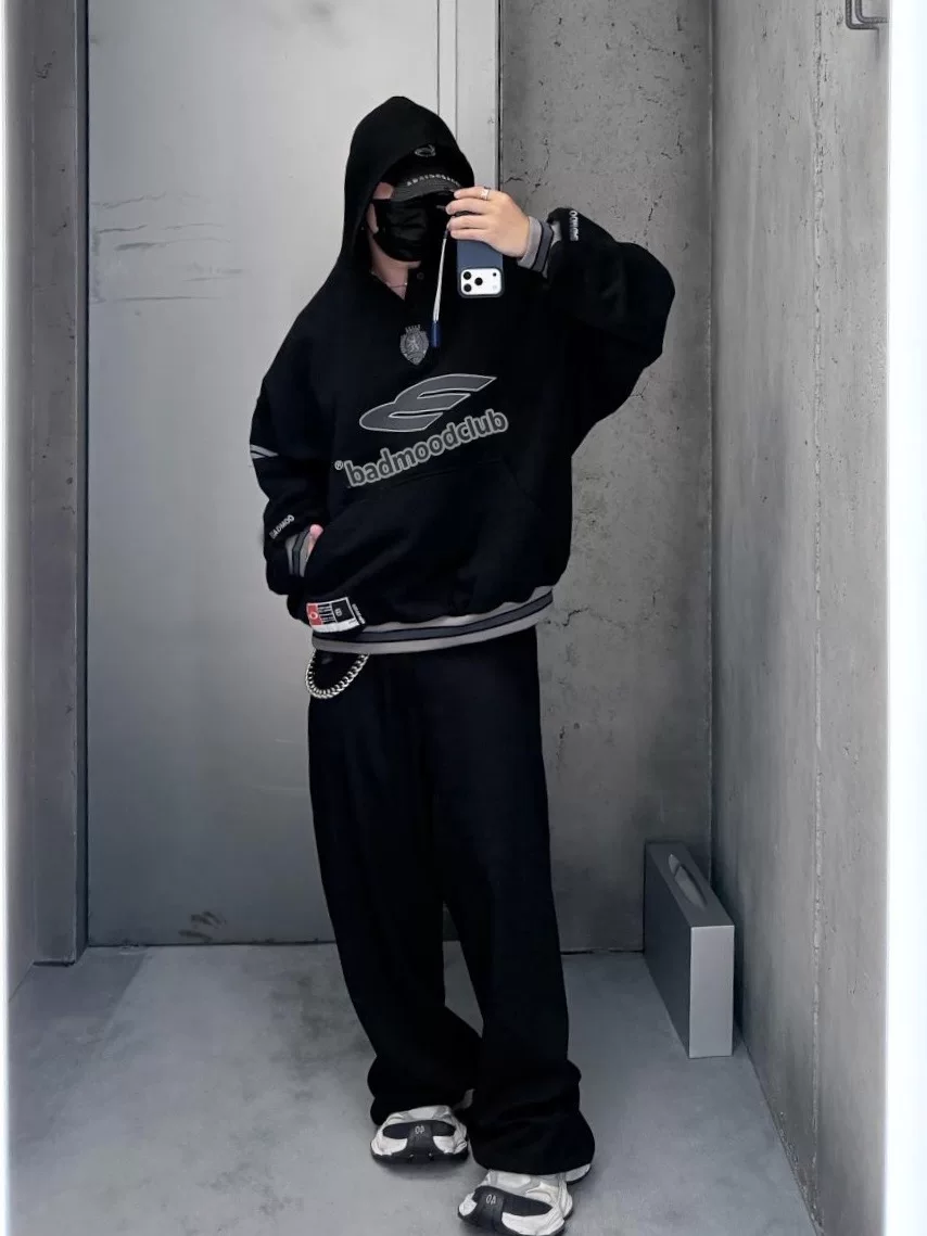 BVG / 발렌시아가 후드티