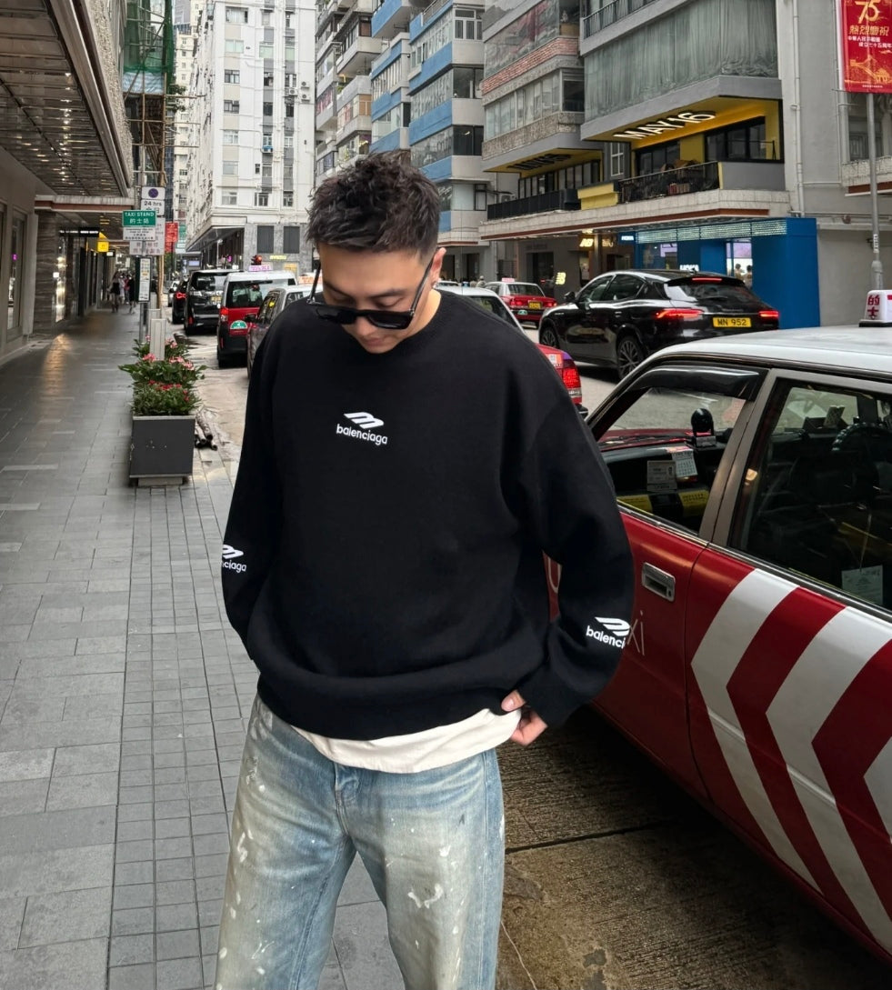 BVG / 발렌시아가 니트 스웨터