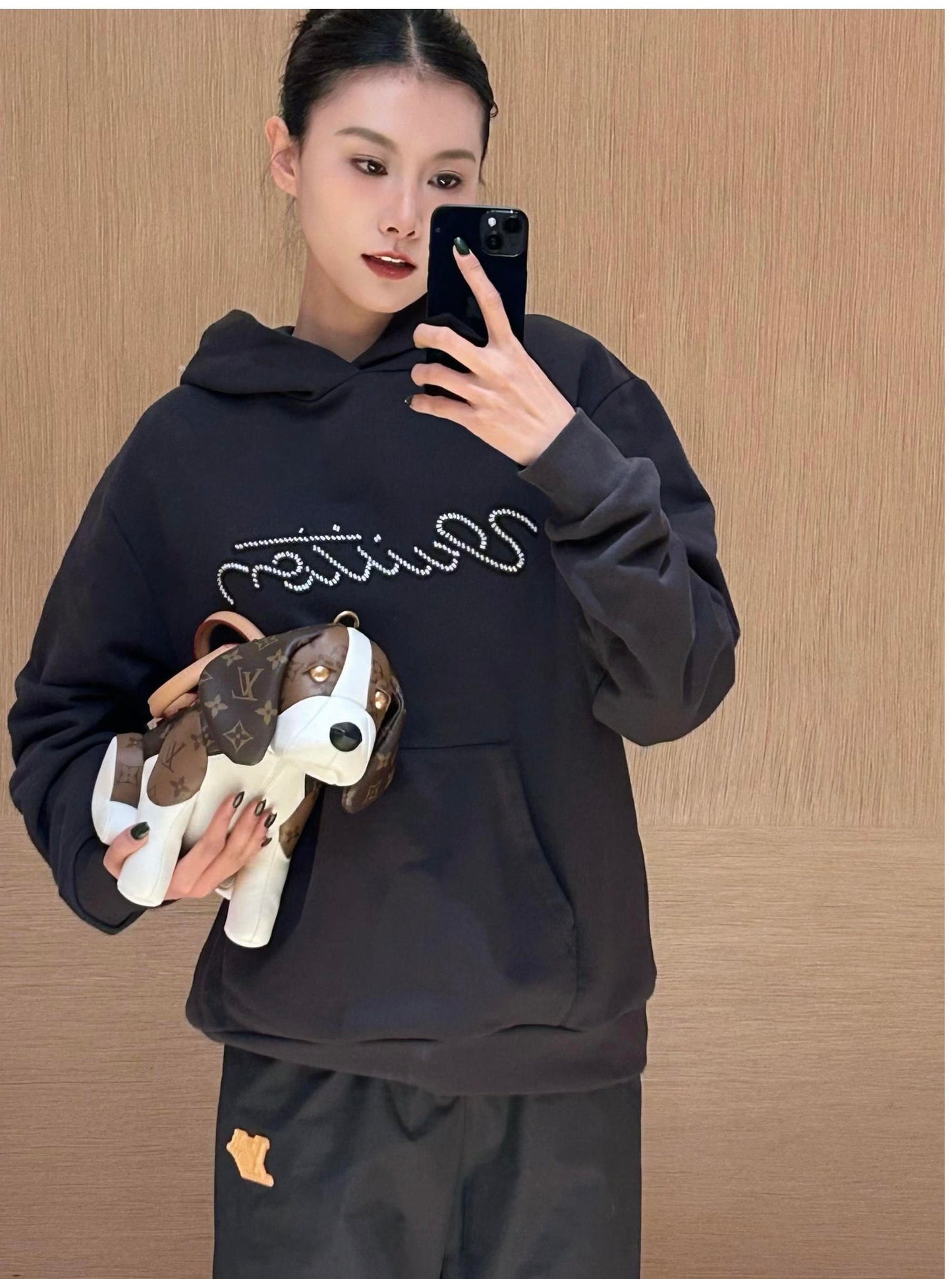 BVG / 루이비통 후드티