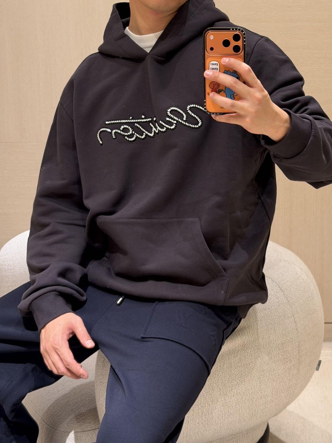 BVG / 루이비통 후드티