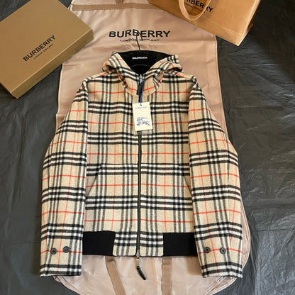 BVG / Burberry wool coat