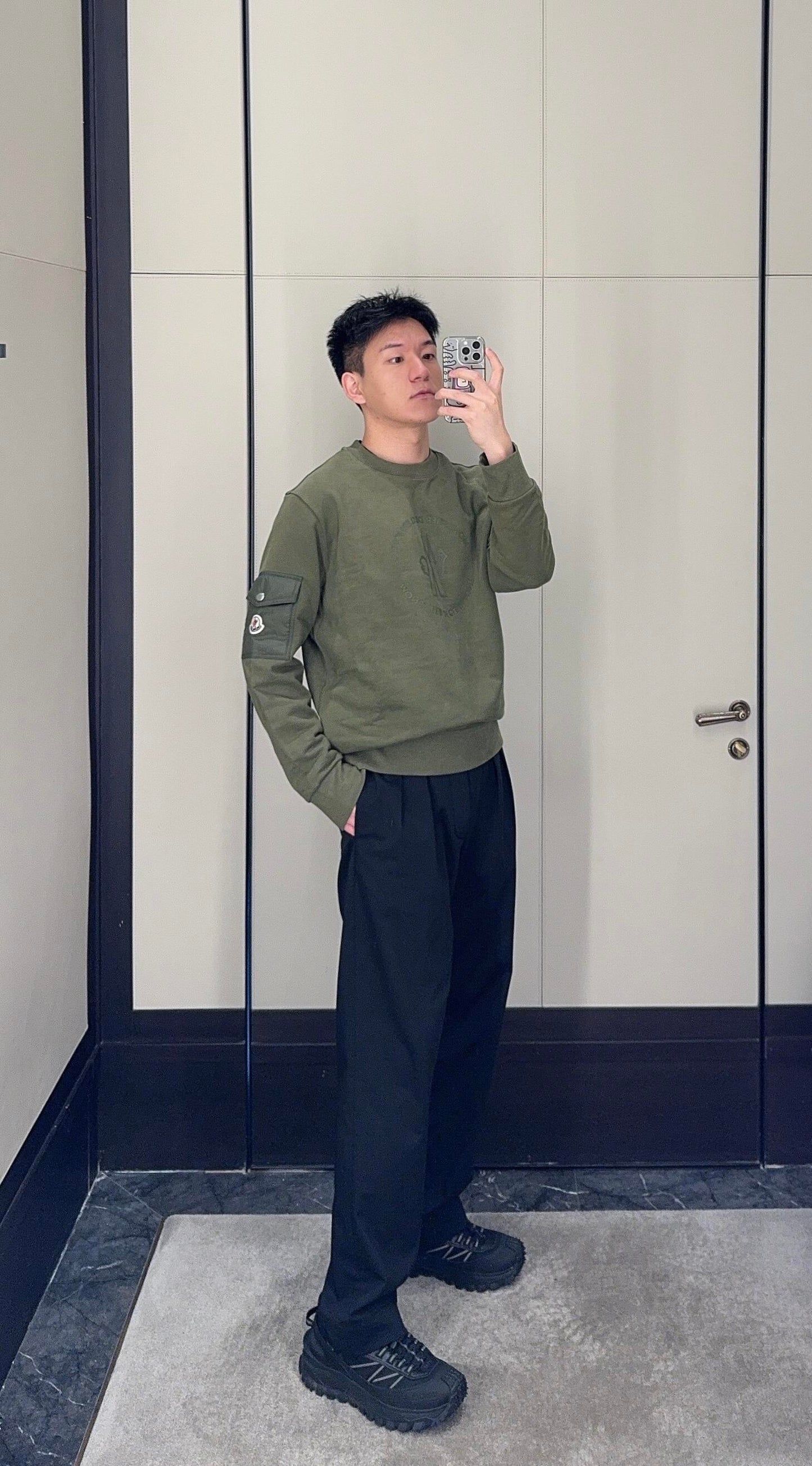 BVG / MC 후드티