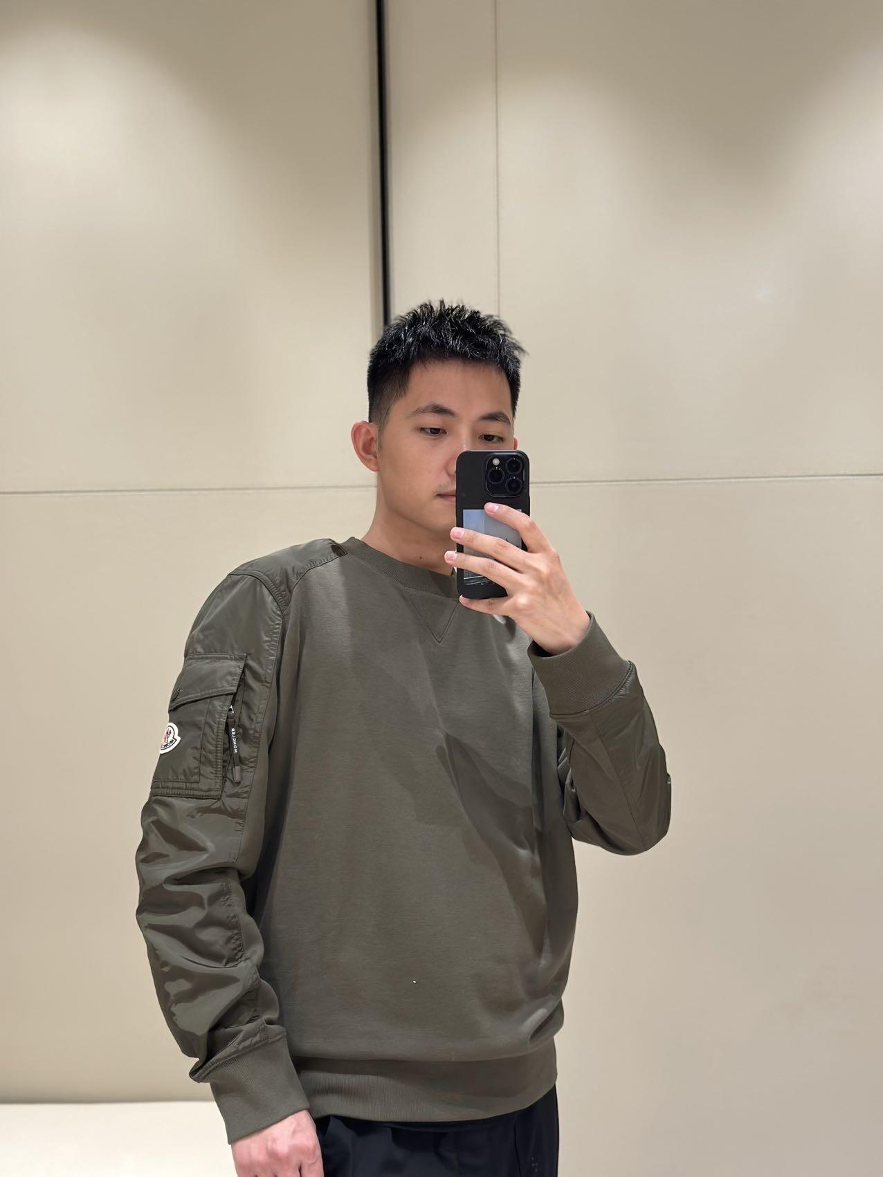 BVG / MC 후드티