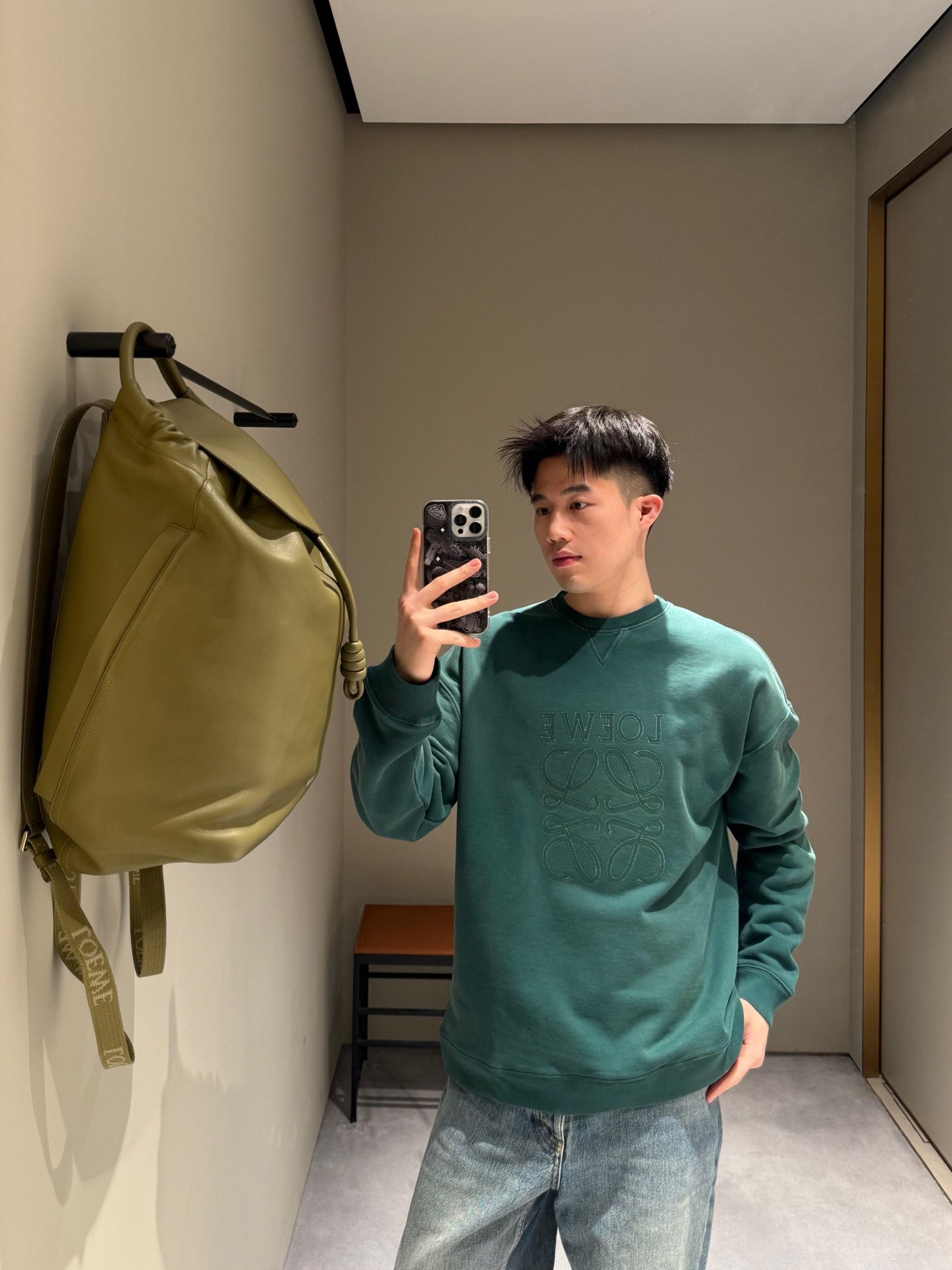 BVG / 로에베 후드티