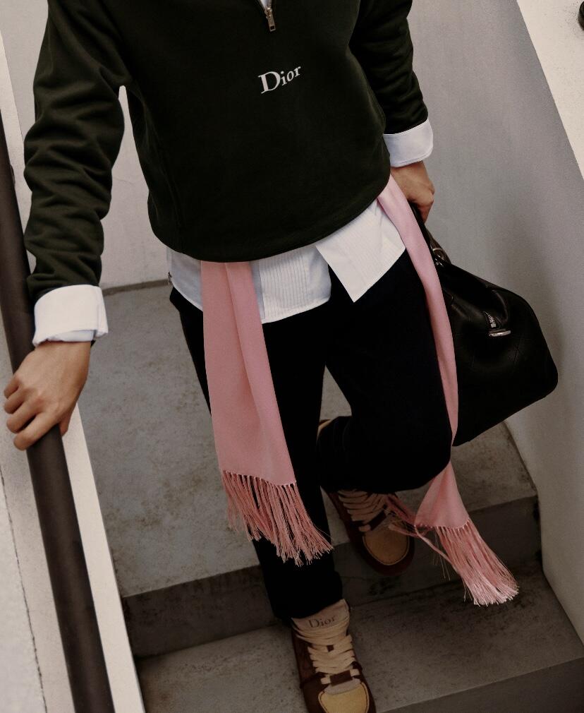 BVG / 디올 후드티