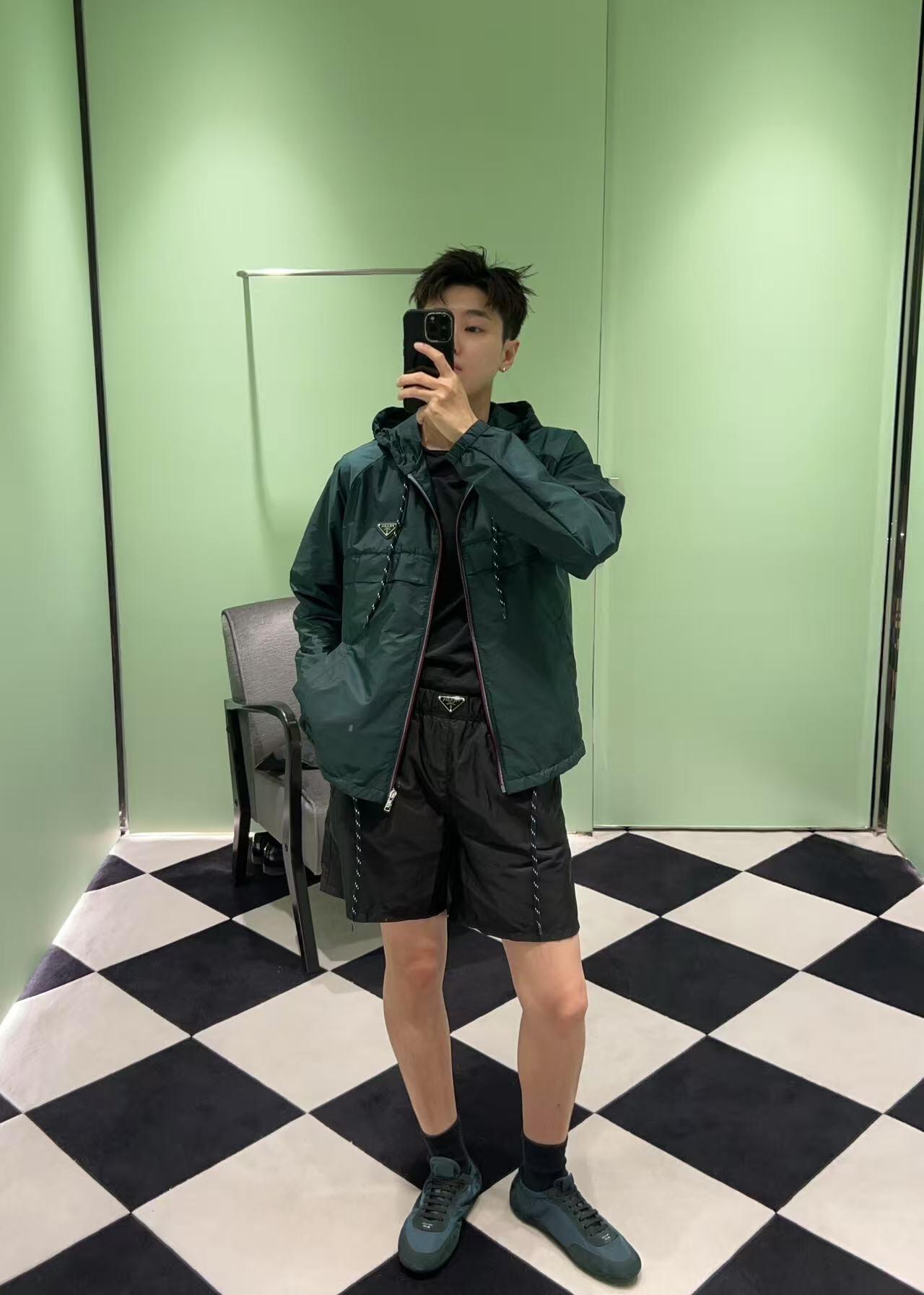 BVG / 프라다 재킷 코트