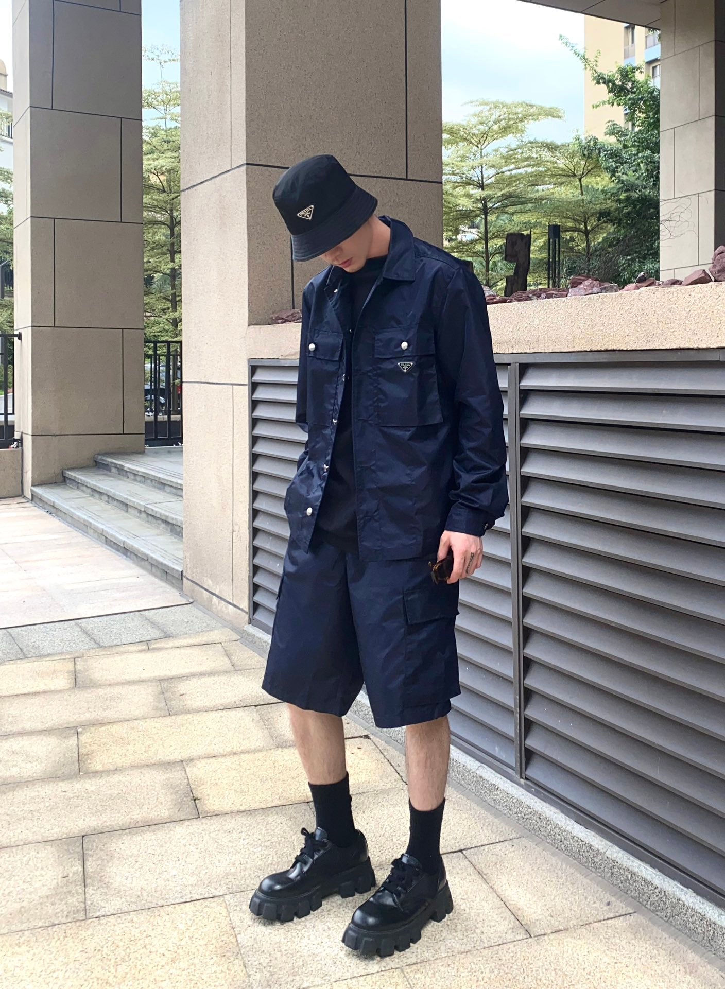BVG / 프라다 반바지