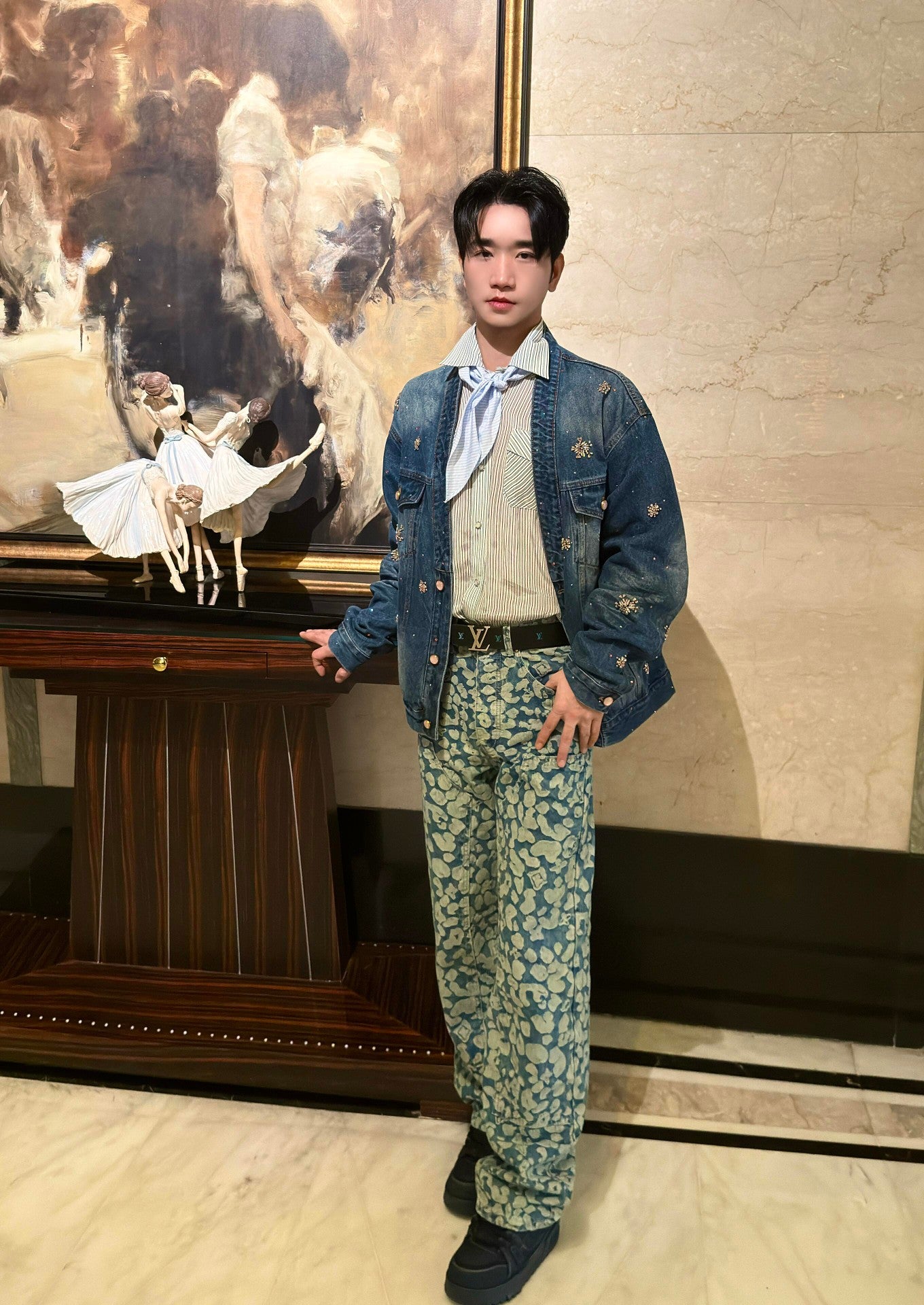BVG / 루이비통 청바지