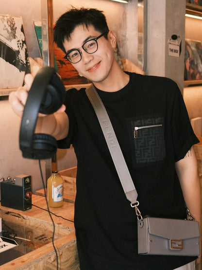 BVG / 펜디 반팔티