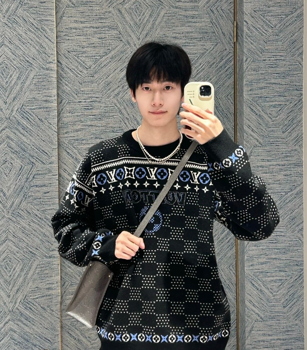 BVG / 루이비통 니트 스웨터