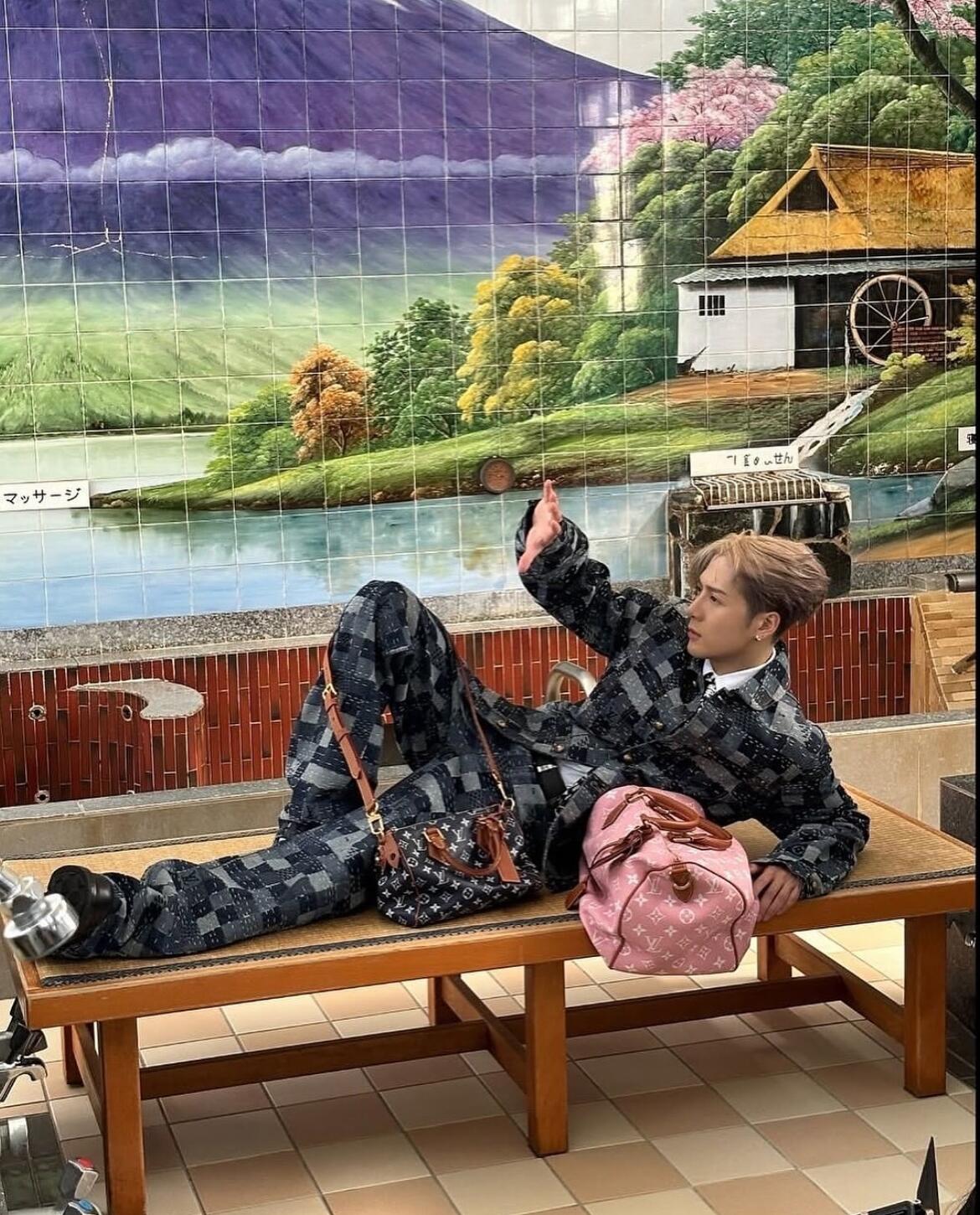 BVG / 루이비통 바지