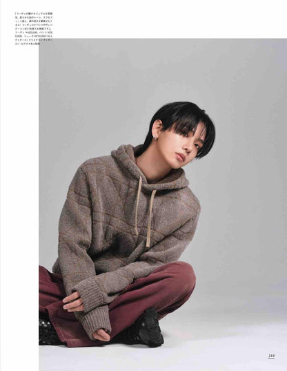 BVG / 디올 후드티