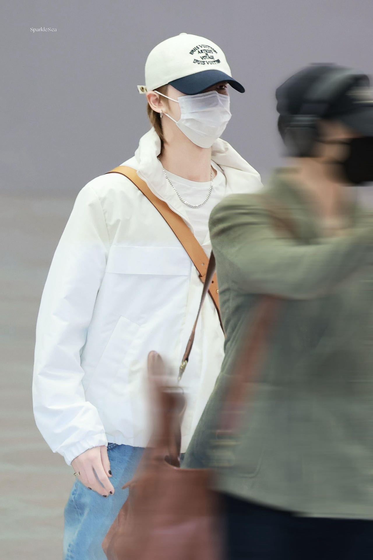 BVG / 루이비통 재킷