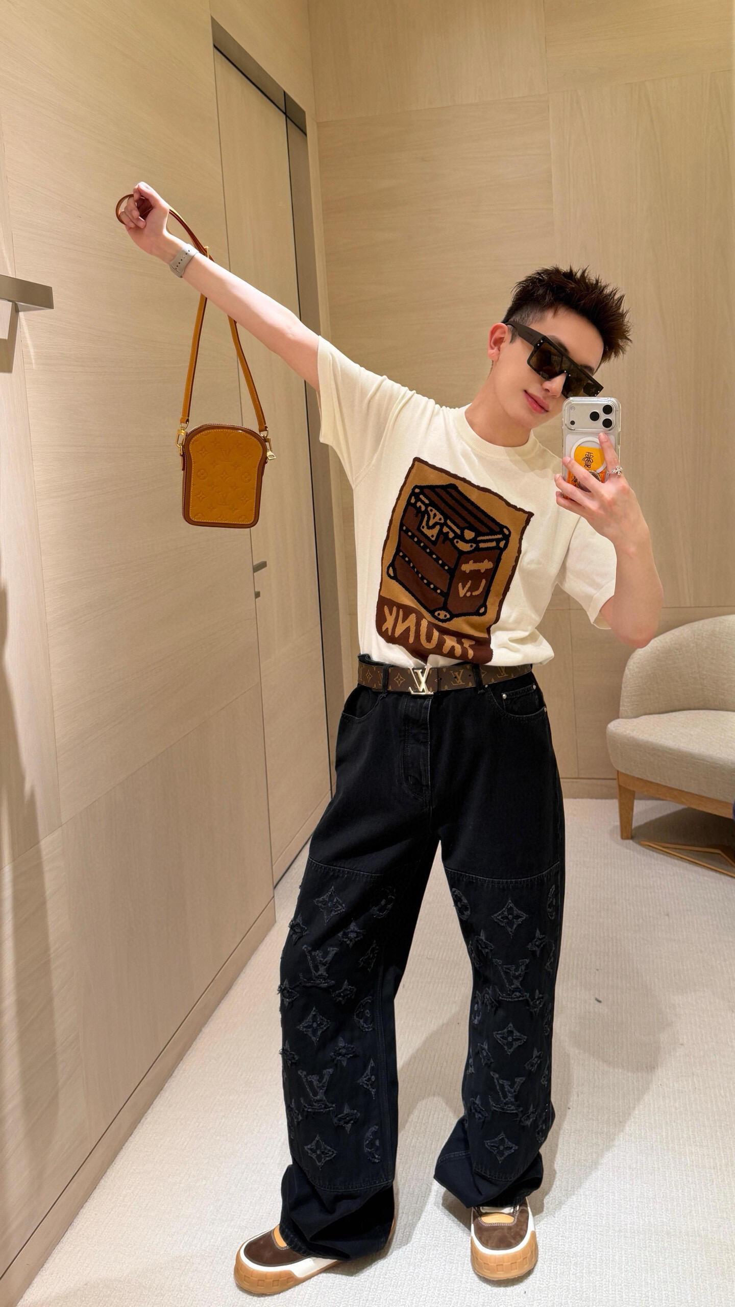 BVG / 루이비통 반팔
