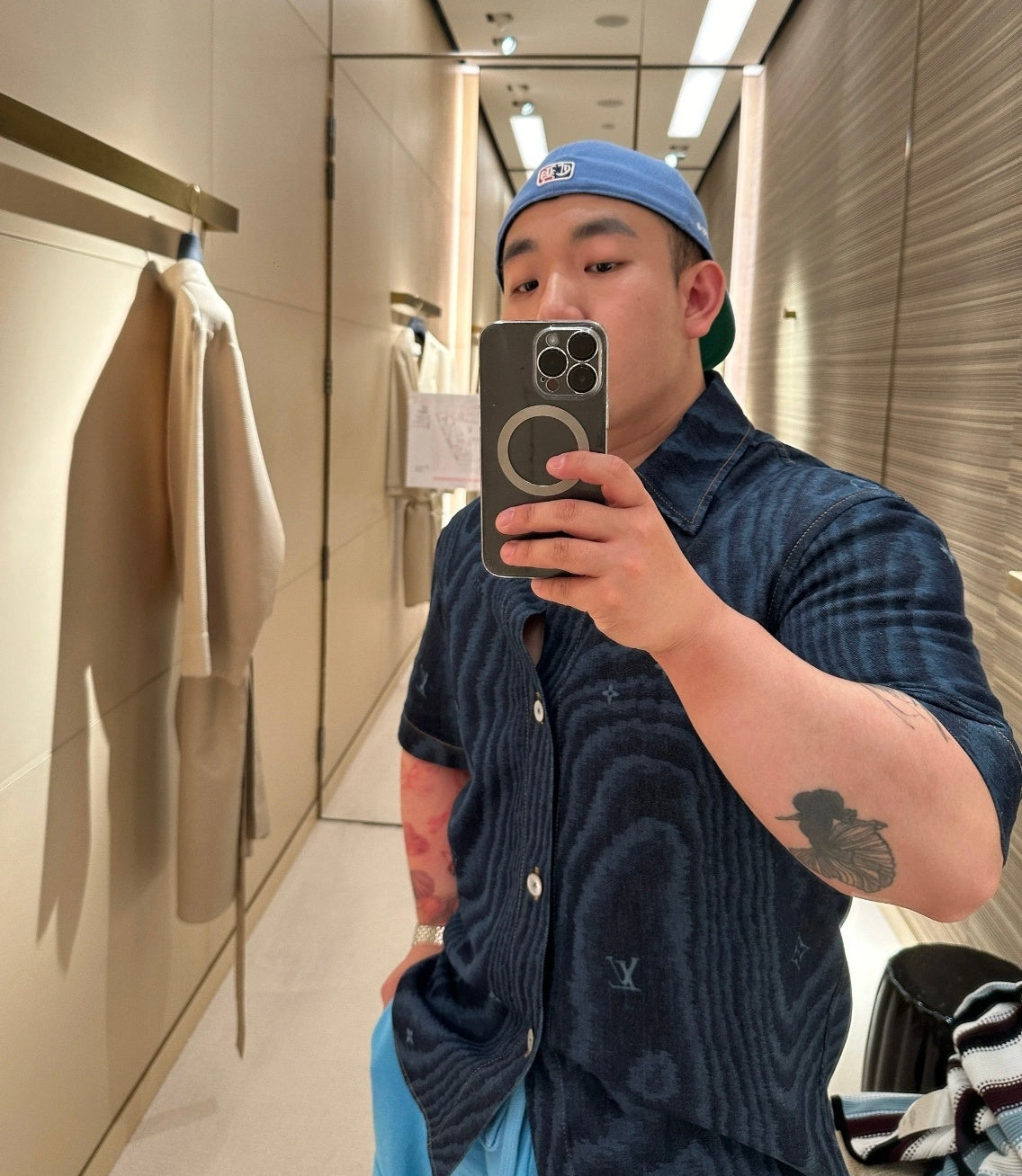 BVG / 루이비통 반팔