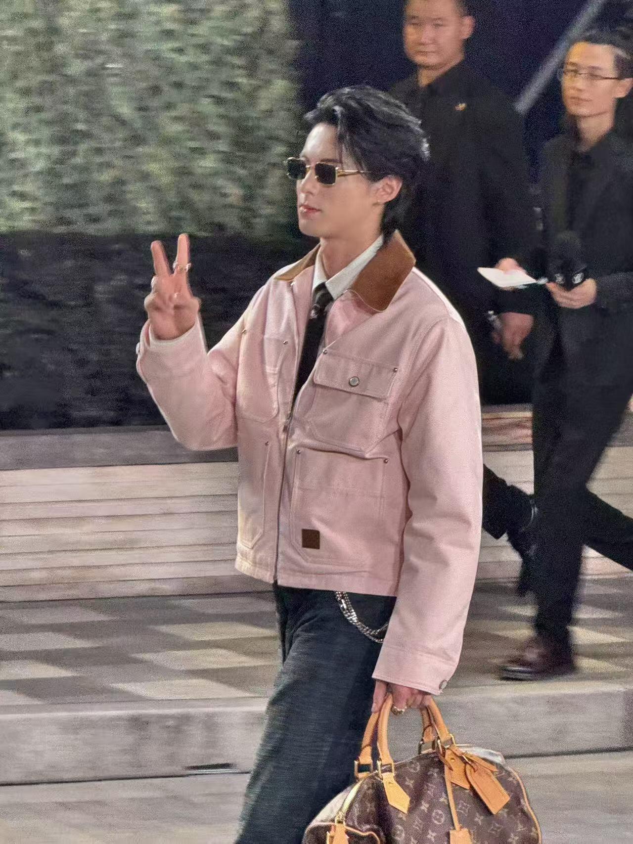 BVG / 루이비통 재킷