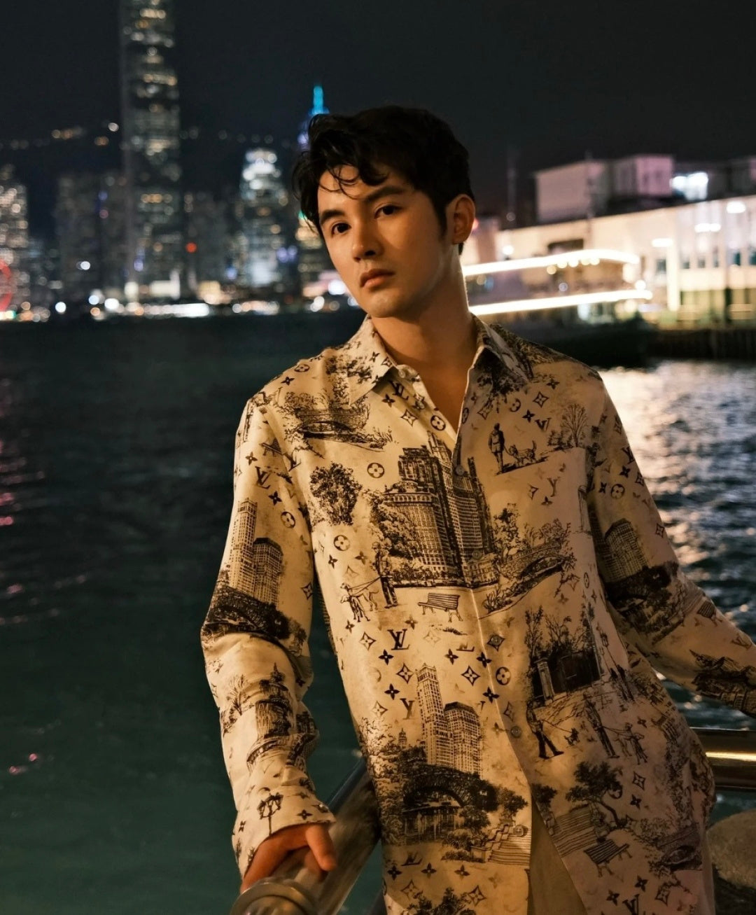 BVG / 루이비통 셔츠