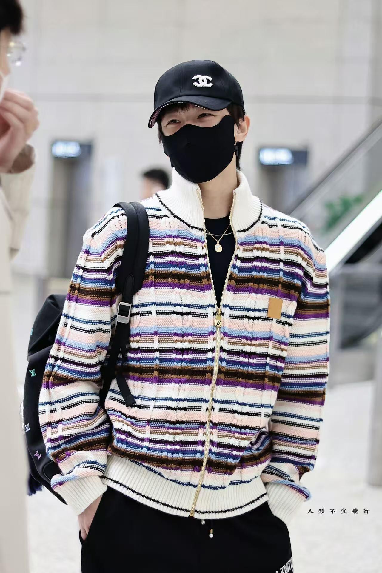 BVG / 루이비통 니트