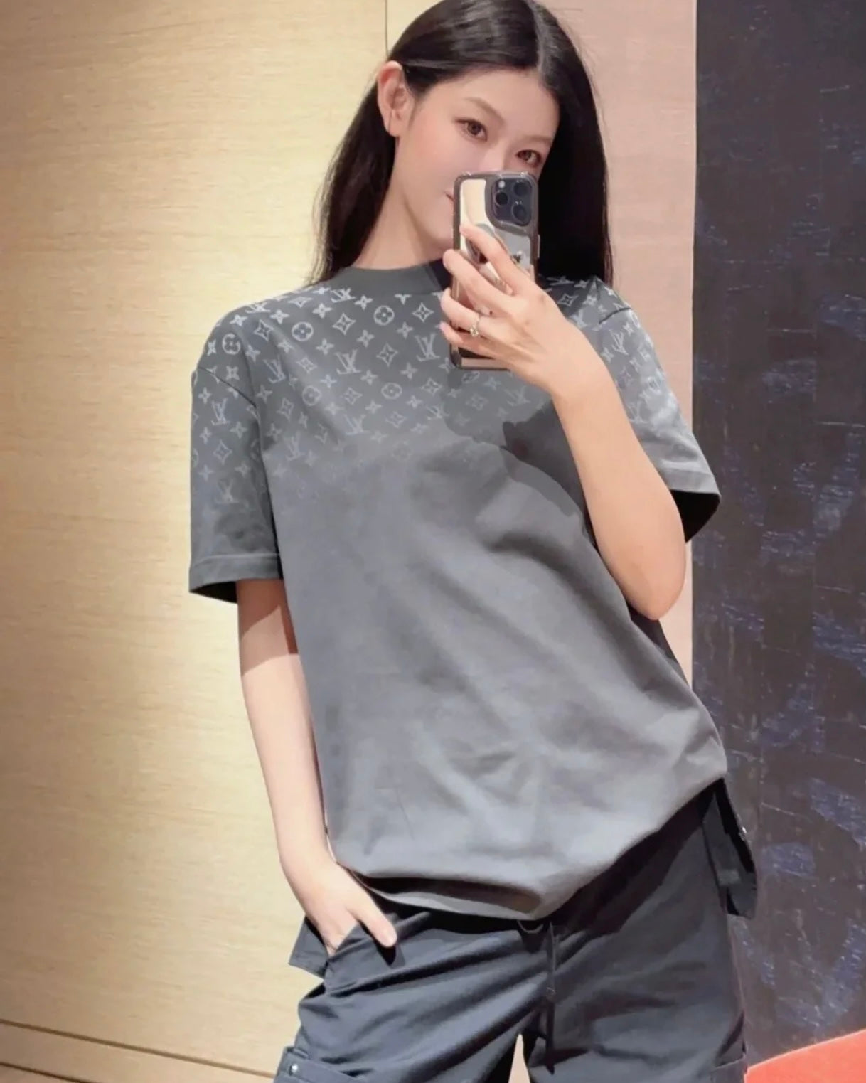 TJ셀러  / 루이비통 반팔