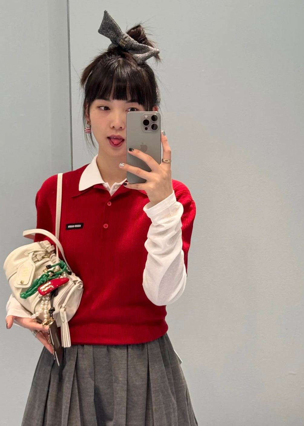 TJ셀러  / 미우미우 캐시미어반팔
