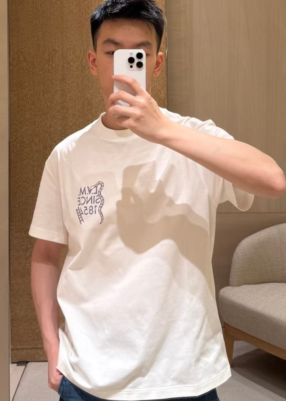 TJ셀러  / 루이비통 반팔