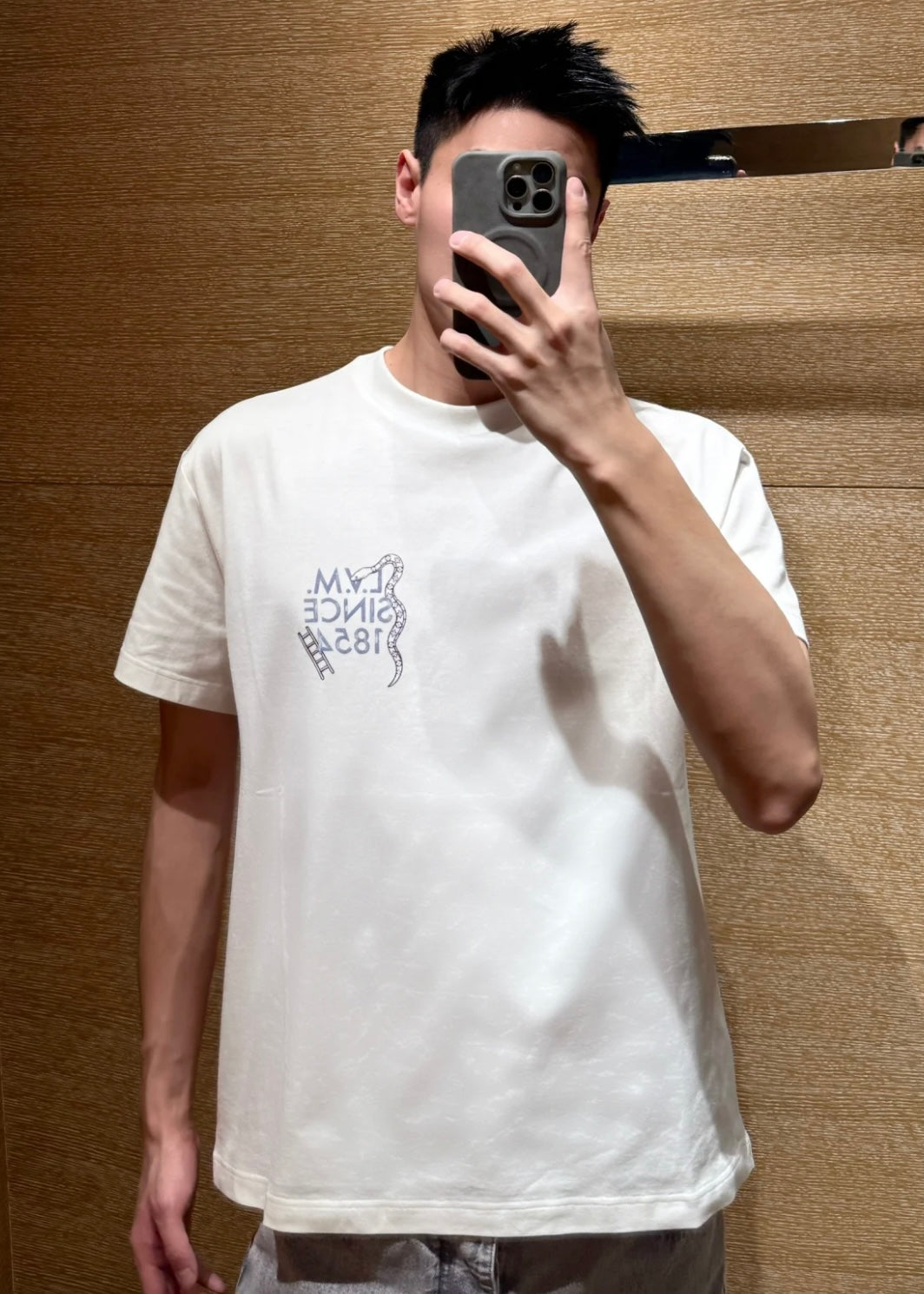 TJ셀러  / 루이비통 반팔