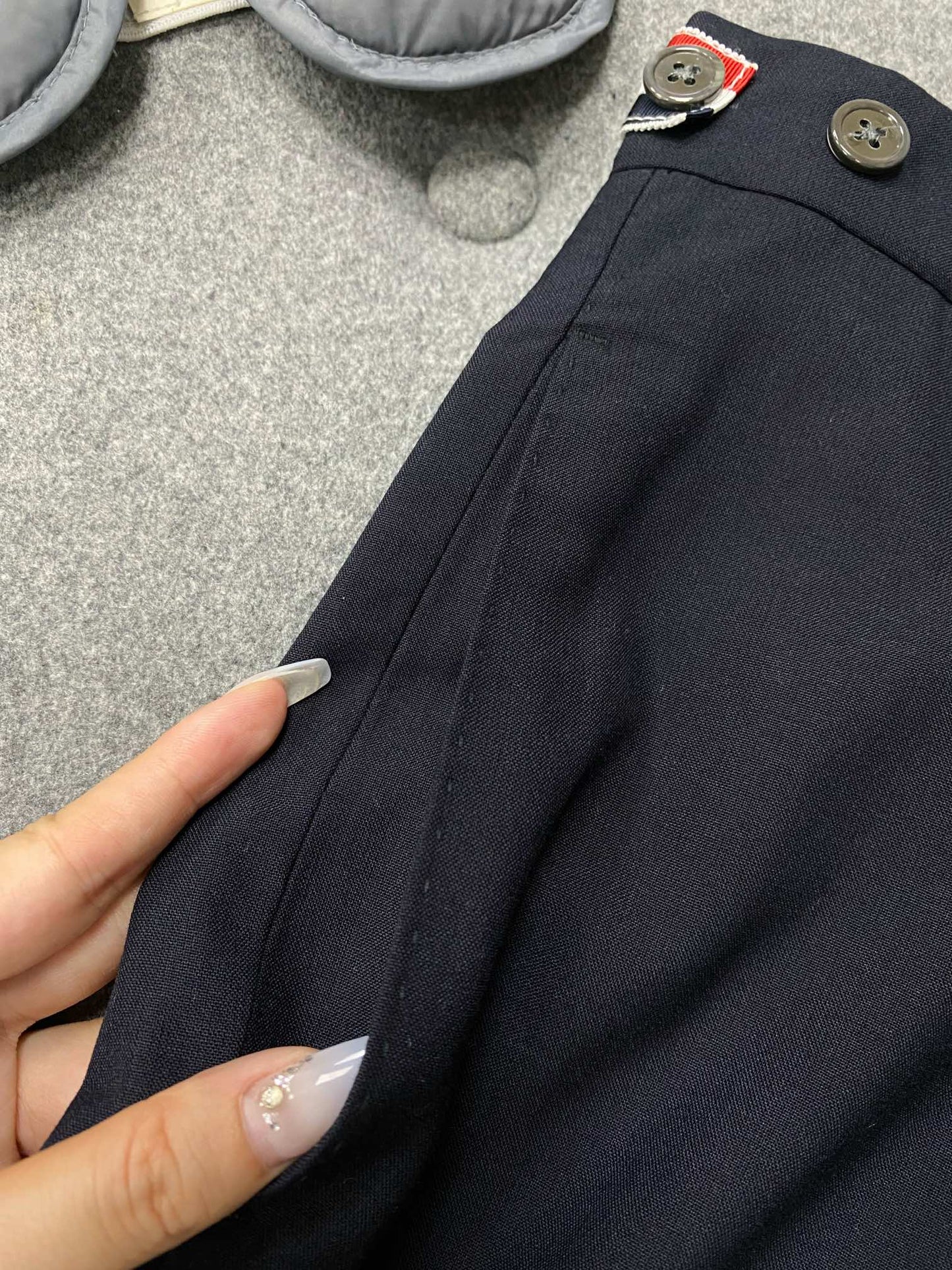 TJ셀러 / 톰브라운 반바지