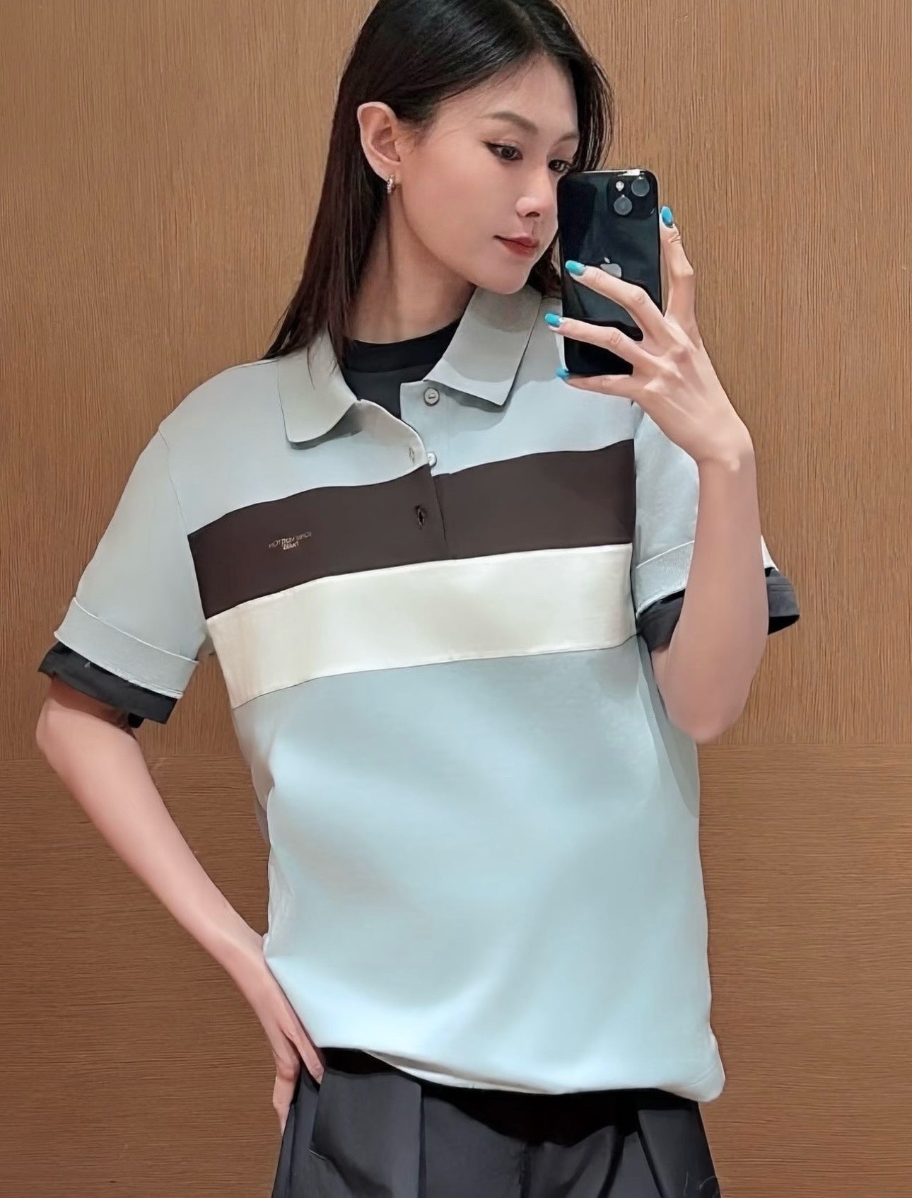 V공장 / 루이비통 반팔