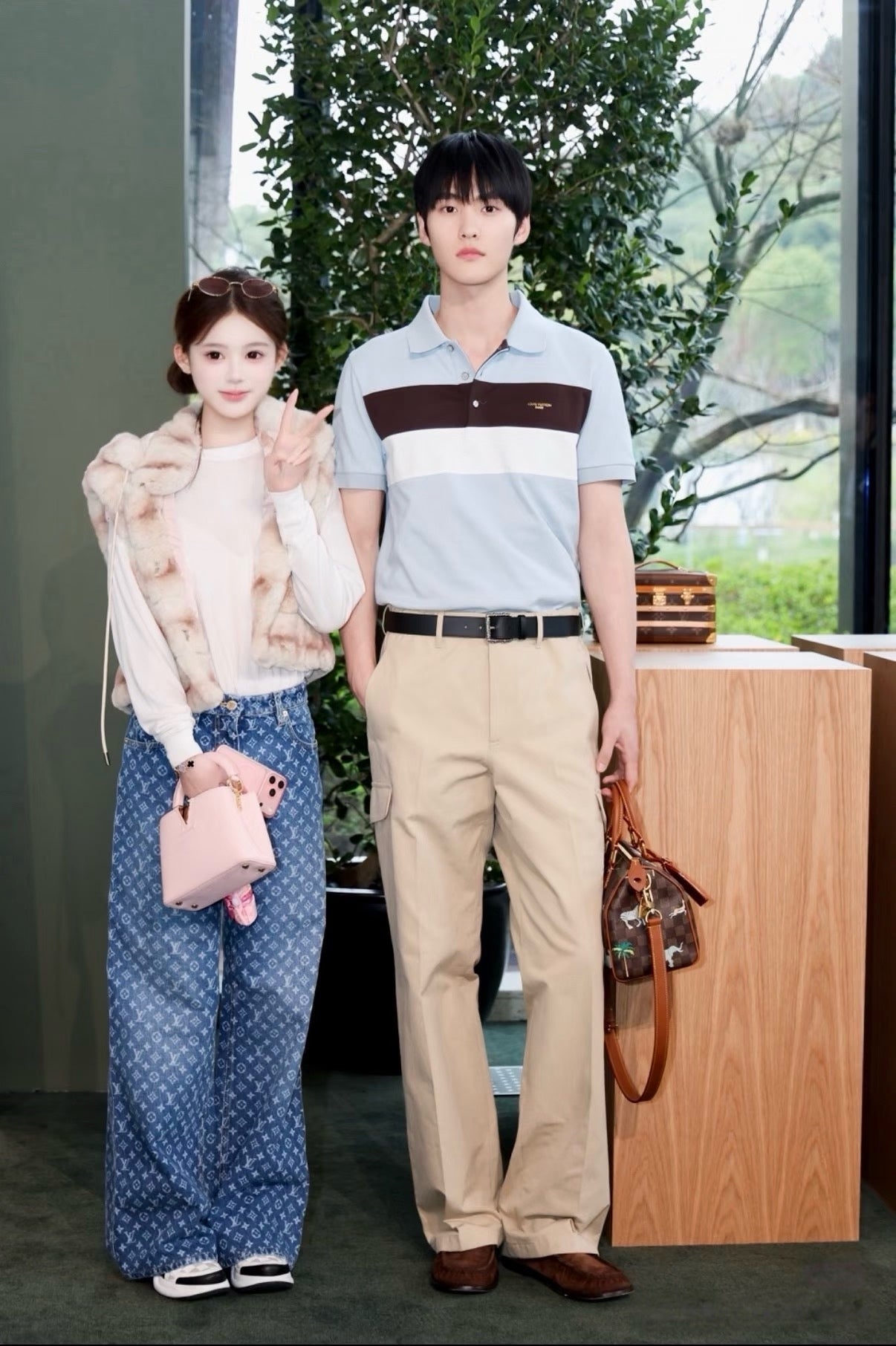 V공장 / 루이비통 반팔