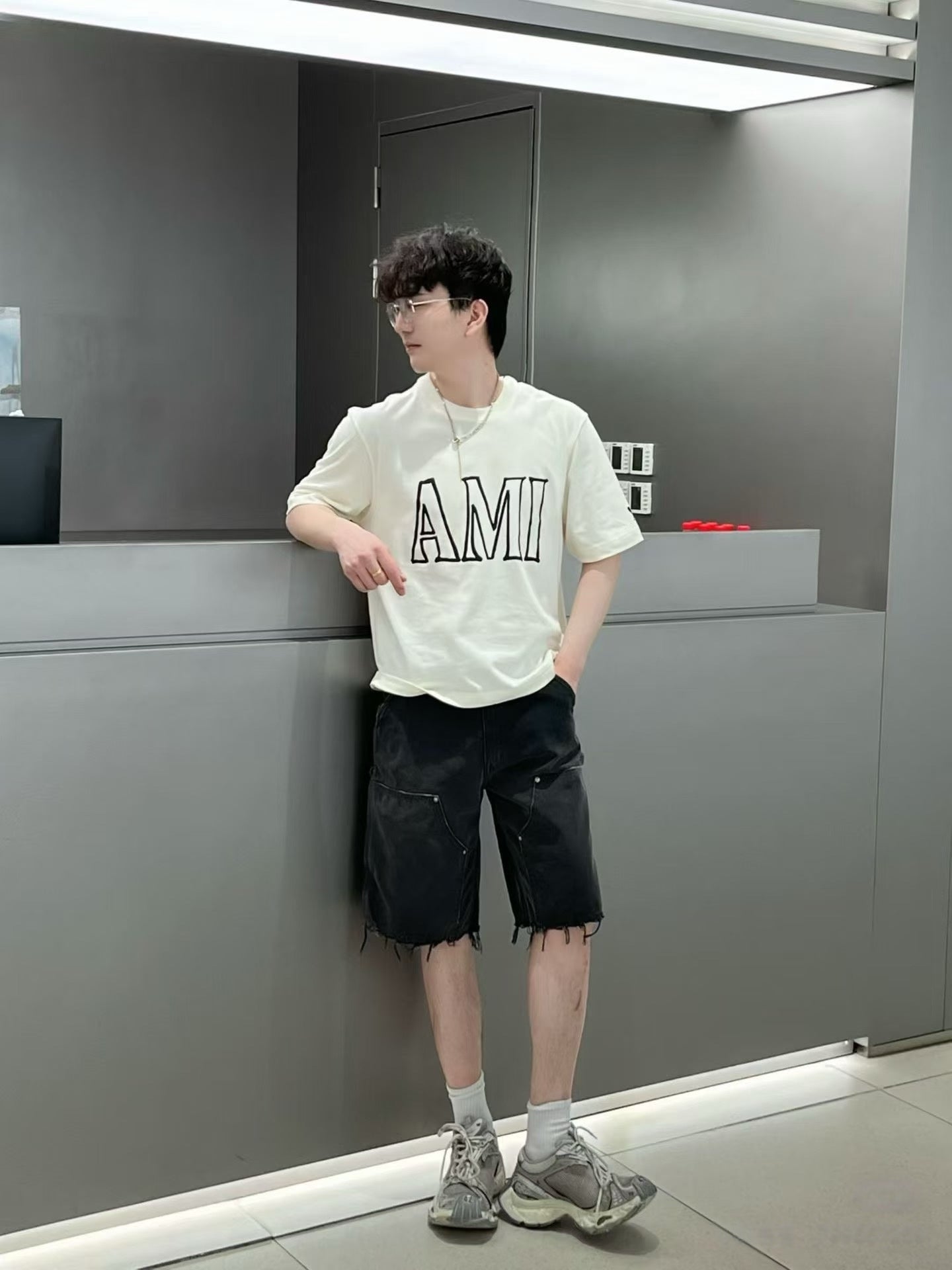 V공장 / 아미 칩버전 반팔