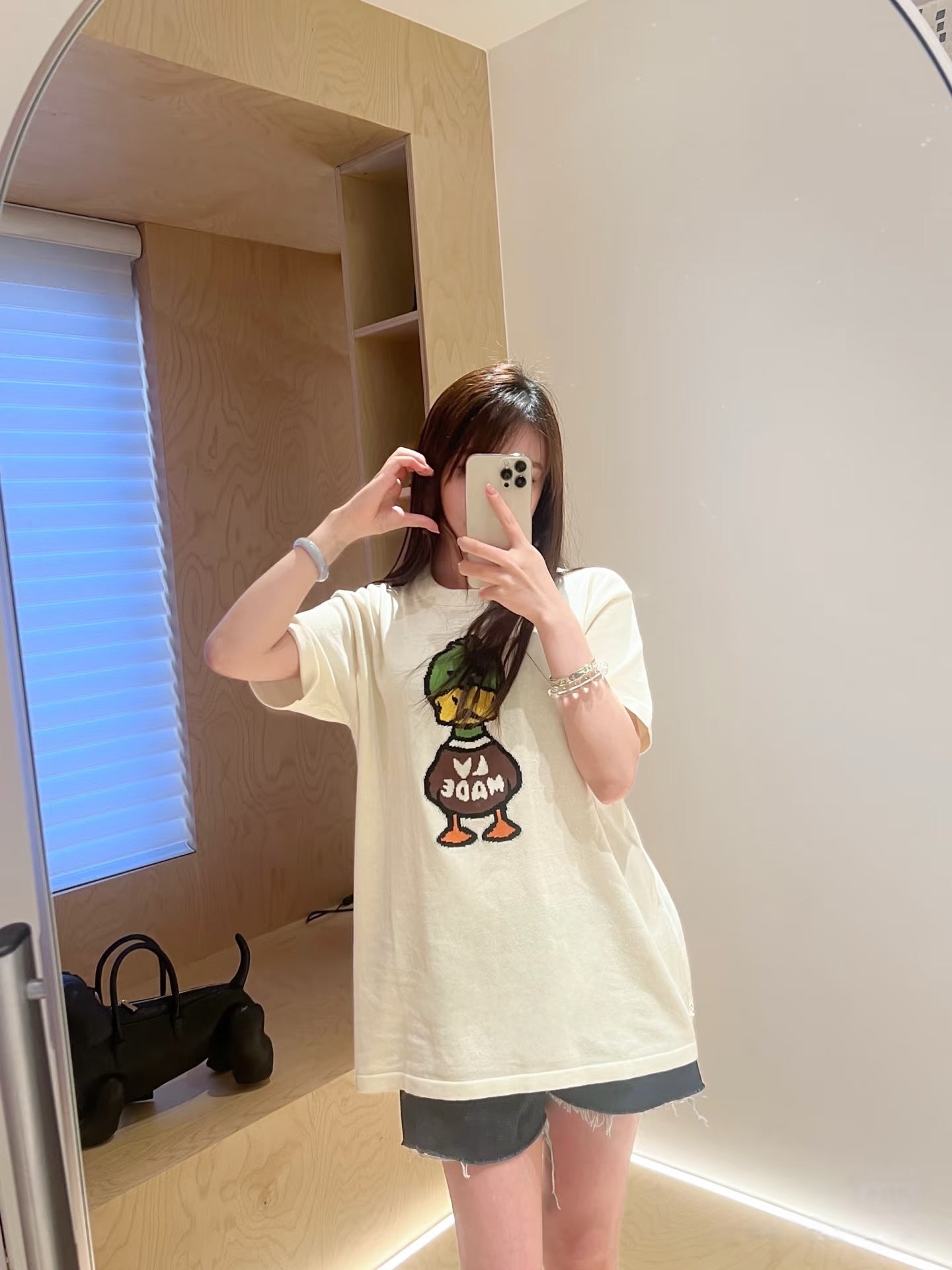 V공장 / 루이비통 칩버전 반팔