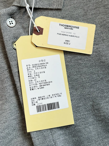 V공장 / 톰브라운 반팔