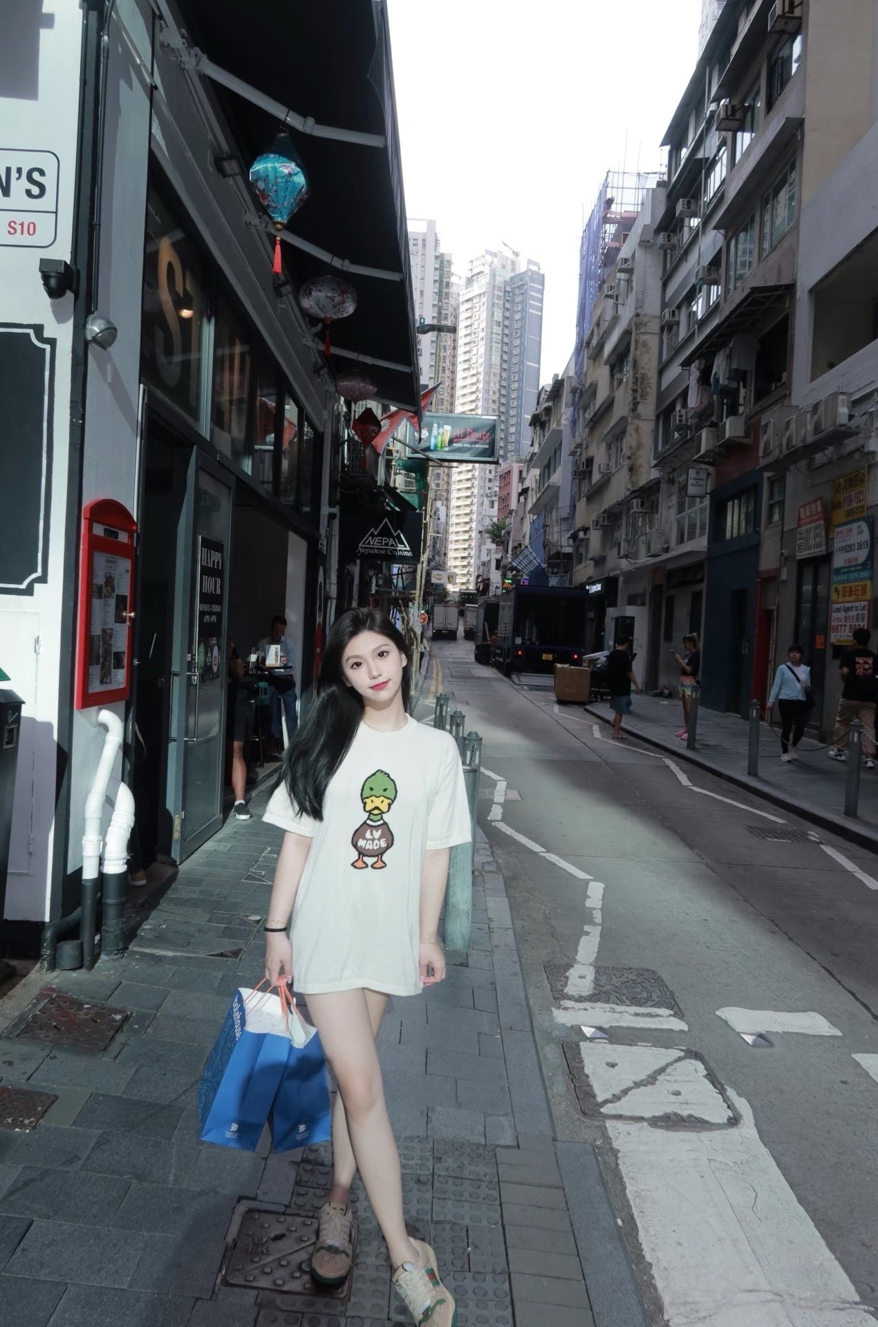 V공장 / 루이비통 반팔