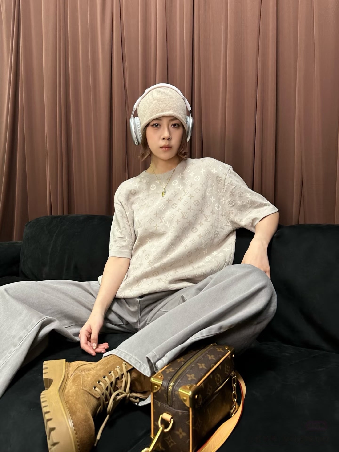 V공장 / 루이비통 반팔