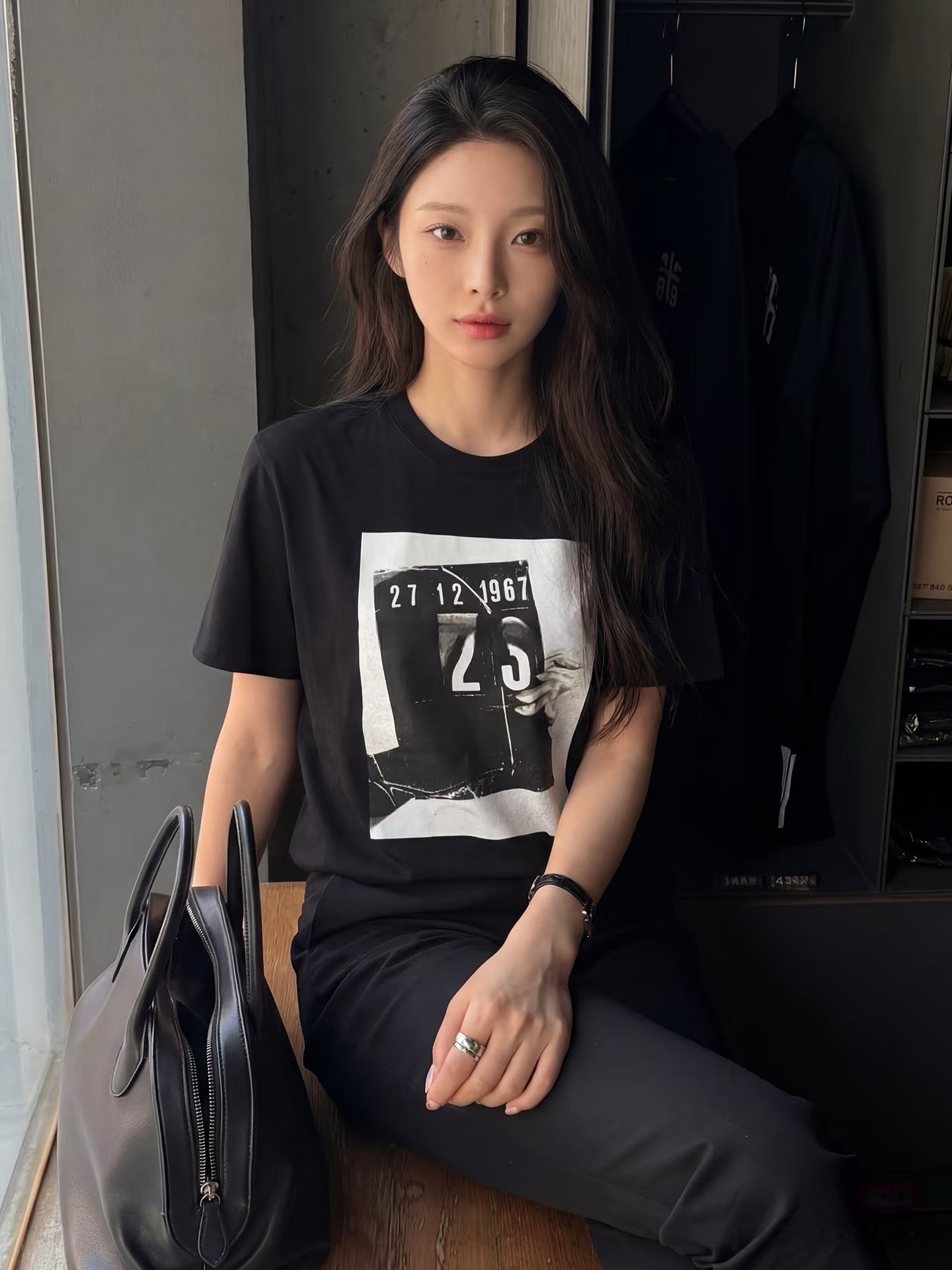 V공장 / 지방시 반팔