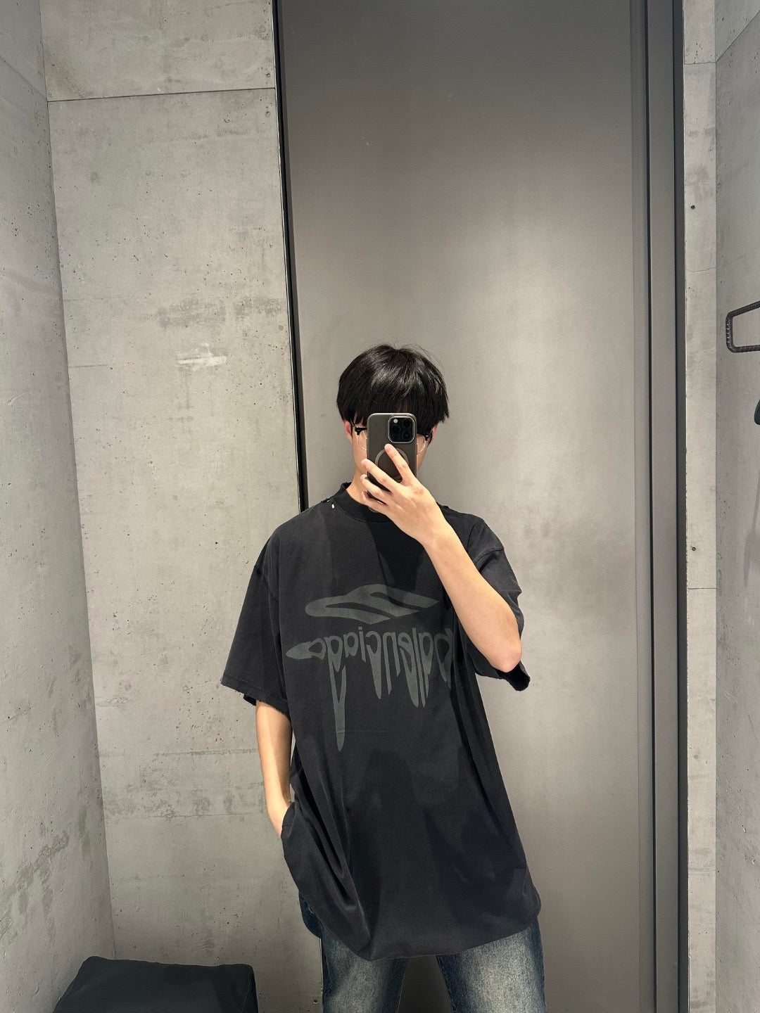 V공장 / 발렌시아가 반팔