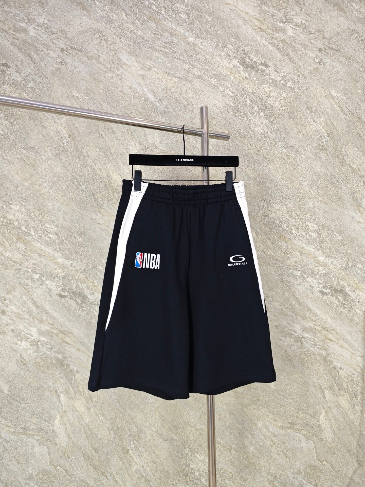 GTR / 발렌시아가 반바지