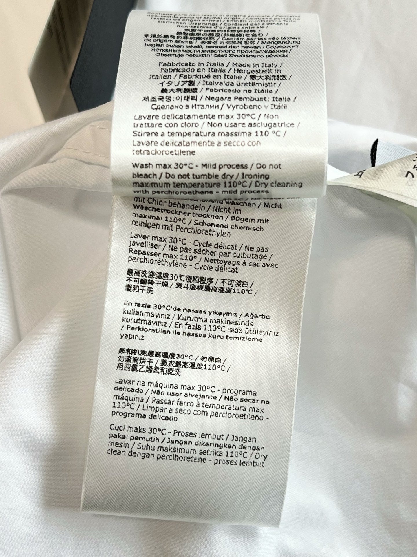 V공장 / 펜디 반팔