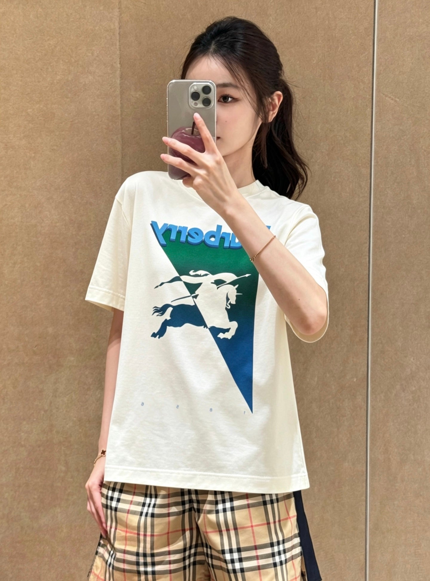 V공장 / 버버리 반팔