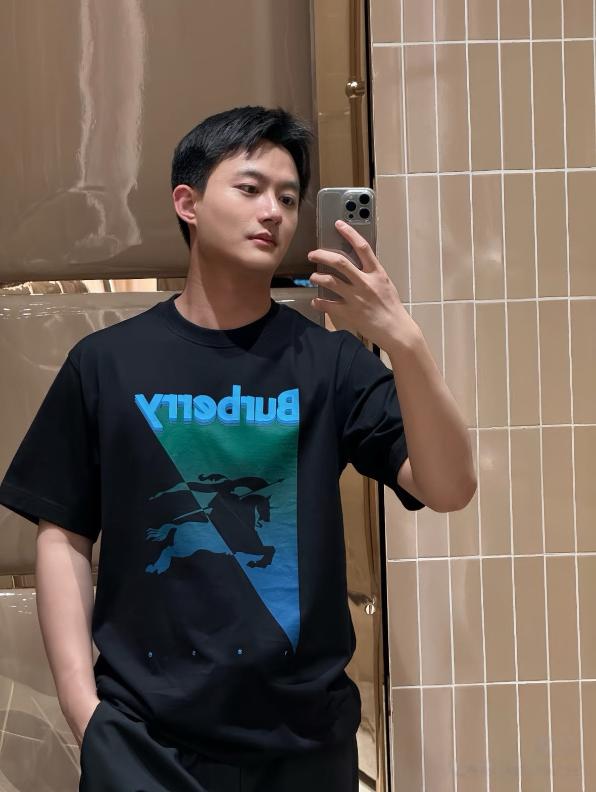 V공장 / 버버리 반팔
