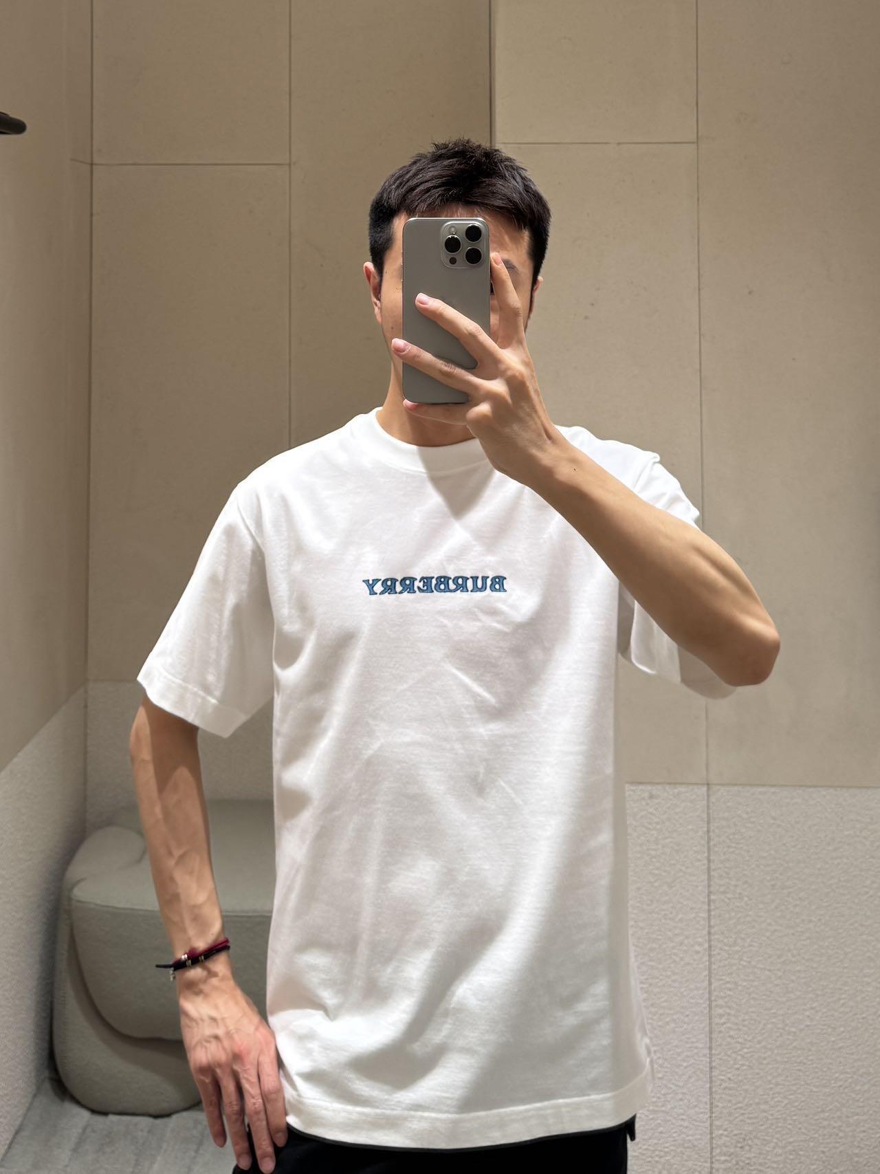 V공장 / 버버리 반팔