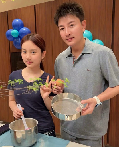 V공장 / 디올 반팔