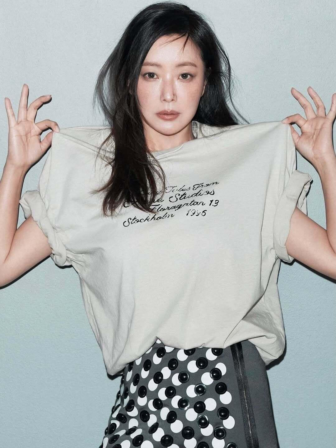 V공장 / 아크네스튜디오 반팔