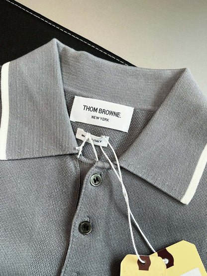 V공장 / 톰브라운 반팔