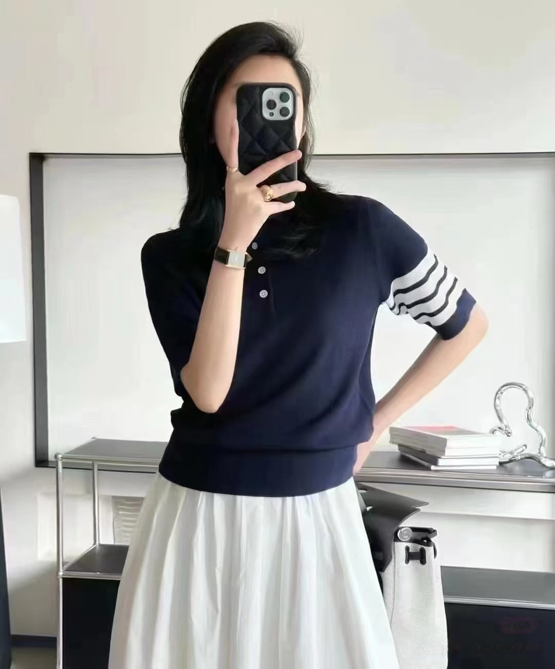 V공장 / 톰브라운 반팔