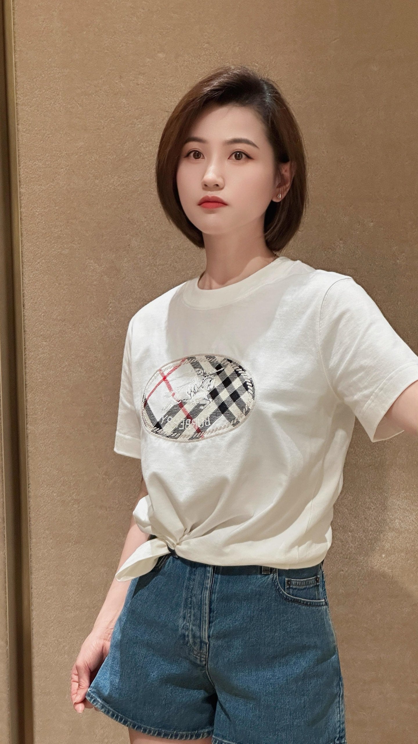 V공장 / 버버리 반팔