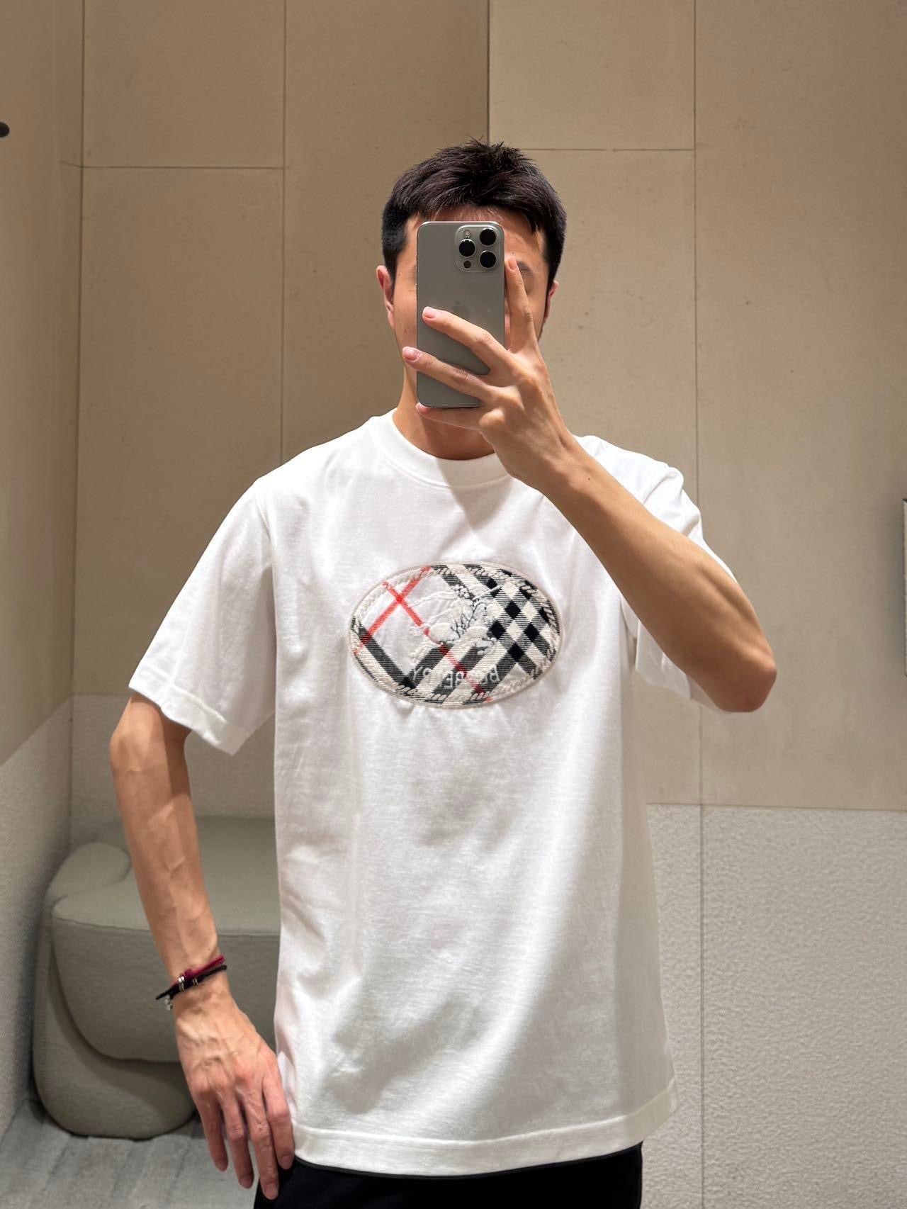 V공장 / 버버리 반팔