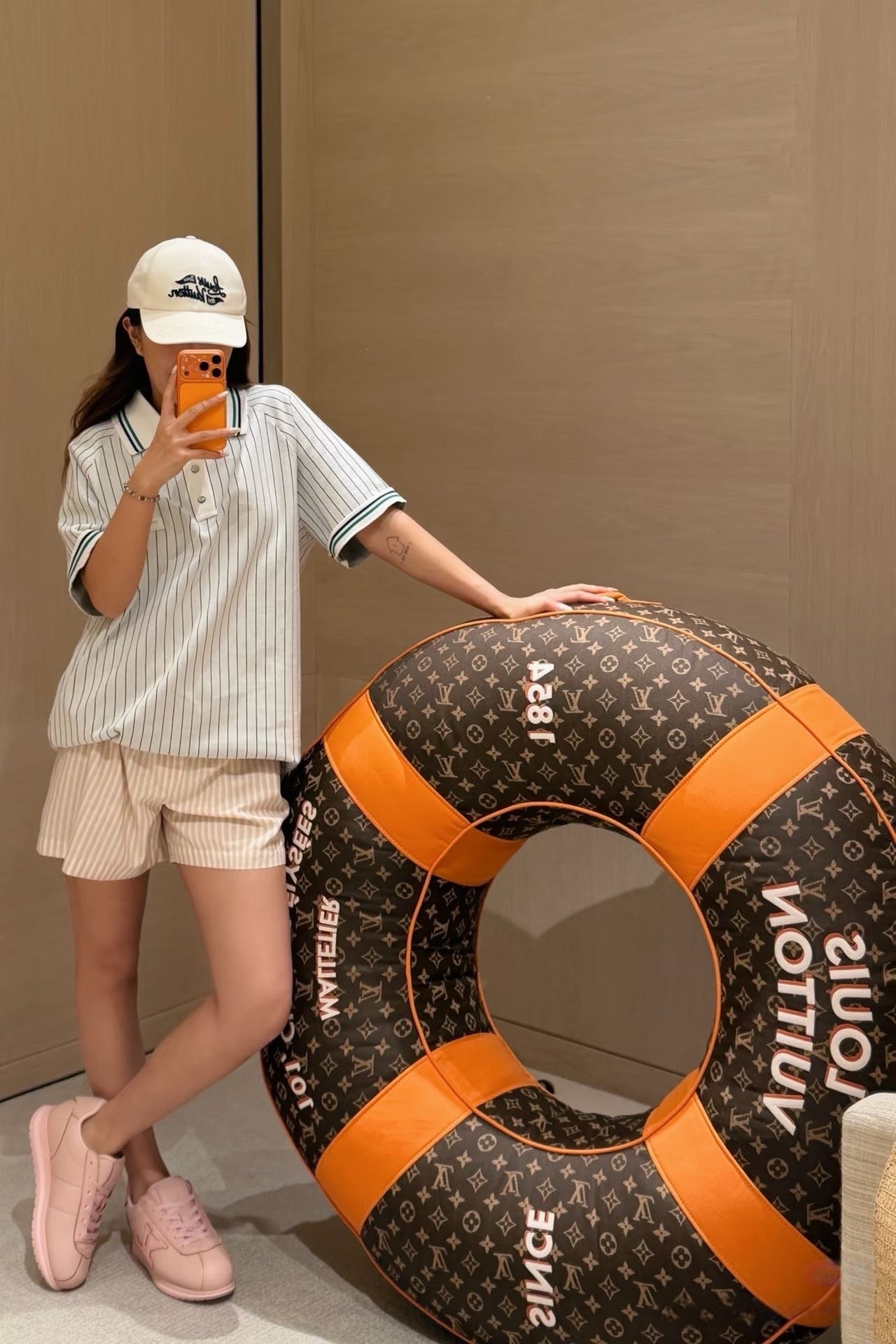 V공장 / 루이비통 반팔