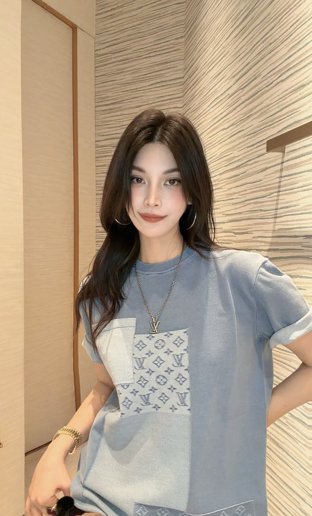 V공장 / 루이비통 반팔